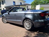 Gebraucht Audi A3 Cabriolet Ambiente 125 PS (91 kW) 2015 Grau Cabrio