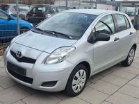 Gebraucht Toyota Yaris Cool 69 PS (50 kW) 2009 Silver mica metallic Kleinwagen