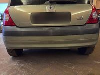 Gebraucht Renault Clio II Authentique 75 PS (55 kW) 2002 Grün Kleinwagen