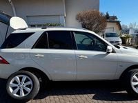 Gebraucht Mercedes ML350 258 PS (189 kW) 2012 Weiß SUV
