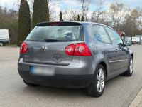 Gebraucht VW Golf V 122 PS (89 kW) 2008 Grau Kleinwagen
