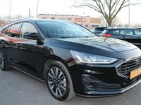Gebraucht Ford Focus Titanium 125 PS (91 kW) 2022 Schwarz Kombi
