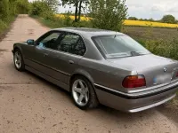 Gebraucht BMW 735 235 PS (172 kW) 1996 Silber Limousine