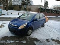 Gebraucht Hyundai i20 Classic 77 PS (56 kW) 2012 Blau Kleinwagen