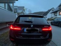 Gebraucht BMW 320 190 PS (139 kW) 2022 Schwarz Kombi