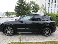 Gebraucht Porsche Cayenne S Platinum Edition 441 PS (324 kW) 2022 Schwarz SUV