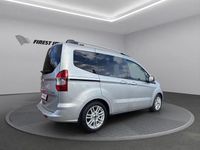 Gebraucht Ford Tourneo Courier 101 PS (74 kW) 2017 Silber Van / Kleinbus
