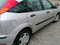 Używany Ford Focus 75 KM (55 kW) 2002 Srebrny Hatchback