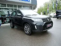 Neu Suzuki Vitara Club 110 PS (80 kW) 2026 Schwarz SUV