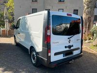 Gebraucht Renault Trafic 121 PS (88 kW) 2019 Weiß Van / Kleinbus