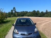 Gebraucht Toyota Aygo 68 PS (50 kW) 2009 Blau Kleinwagen