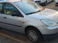 Usata Ford Fiesta 60 CV (44 kW) 2002 Argento Utilitaria