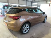 Gebraucht Opel Astra Dynamic 105 PS (77 kW) 2016 Soft bronze Limousine