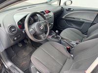Second-hand Seat Leon Reference 102 CP (75 kW) 2007 Negru Hatchback
