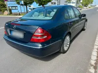 Gebraucht Mercedes E500 Elegance 326 PS (239 kW) 2004 Blau Limousine