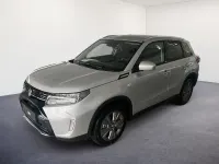 Gebraucht Suzuki Vitara Comfort 129 PS (94 kW) 2024 Savannah ivory metallic / cosm SUV