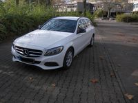 Gebraucht Mercedes C180 156 PS (114 kW) 2017 Weiß Kombi