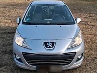 Gebraucht Peugeot 207 95 PS (69 kW) 2010 Silber Kleinwagen