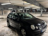 Gebraucht VW Polo 54 PS (39 kW) 2003 Schwarz Kleinwagen