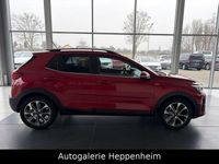 Gebraucht Kia Stonic Spirit 120 PS (88 kW) 2017 Rot SUV