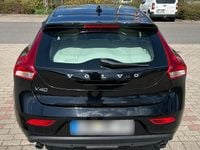 Second-hand Volvo V40 190 CP (139 kW) 2018 Negru Break