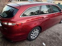 Gebraucht Ford Mondeo Titanium 241 PS (177 kW) 2015 Rot Limousine
