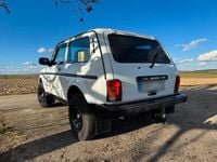 Gebraucht Lada niva 83 PS (61 kW) 2014 Weiß SUV