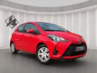 Gebraucht Toyota Yaris 69 PS (50 kW) 2019 Rot Limousine