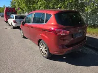 Używany Ford B-MAX Individual 125 KM (91 kW) 2015 Czerwony Minivan