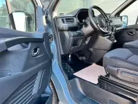 Gebraucht Renault Trafic Komfort 150 PS (110 kW) 2023 Städtisches grau Van / Kleinbus
