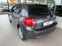 Gebraucht Toyota Auris Sol 124 PS (91 kW) 2009 Grau Kleinwagen