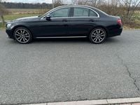 Gebraucht Mercedes E220 Avantgarde 194 PS (142 kW) 2017 Schwarz Limousine