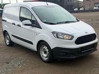 Gebraucht Ford Transit Basis 101 PS (74 kW) 2018 Weiß Van / Kleinbus