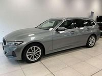 Gebraucht BMW 318 150 PS (110 kW) 2024 Skyscraper grau metallic Kombi