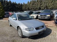Używany Audi A3 Attraction 102 KM (75 kW) 2002 Srebrny Hatchback