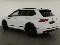 Gebraucht VW Tiguan Allspace R-line 190 PS (139 kW) 2023 Oryxweiß perlmutteffekt SUV
