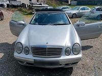 Second-hand Mercedes CLK220 2000 Argintiu Cabrio