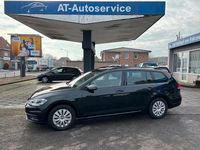 Gebraucht VW Golf VII Comfortline 110 PS (80 kW) 2018 Schwarz Kombi