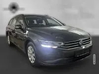 Gebraucht VW Passat Business 122 PS (89 kW) 2023 Grau metallic Kombi