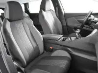 Gebraucht Peugeot 5008 Active 131 PS (96 kW) 2023 Grau SUV