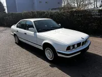 Gebraucht BMW 520 129 PS (94 kW) 1989 Weiß Limousine