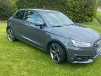Gebraucht Audi A1 95 PS (69 kW) 2016 Grau Kleinwagen