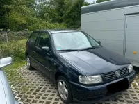 Gebraucht VW Polo 60 PS (44 kW) 1997 Blau Kleinwagen
