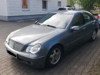 Gebraucht Mercedes C220 Elegance 150 PS (110 kW) 2004 Blau Limousine