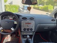 Gebraucht Ford Focus Style 116 PS (85 kW) 2008 Rot Kombi