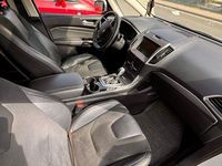 Gebraucht Ford S-MAX Titanium 179 PS (131 kW) 2016 Weiß Van / Kleinbus