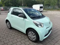 Gebraucht Toyota iQ Basis 68 PS (50 kW) 2009 Blau Kleinwagen