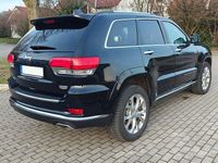 Gebraucht Jeep Grand Cherokee Summit 250 PS (183 kW) 2019 Schwarz SUV