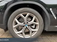 Gebraucht BMW X3 Efficient Dynamics 190 PS (139 kW) 2023 Saphirschwarz metallic SUV