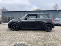 Gebraucht Mini ONE Essential 102 PS (75 kW) 2022 Schwarz Kleinwagen
